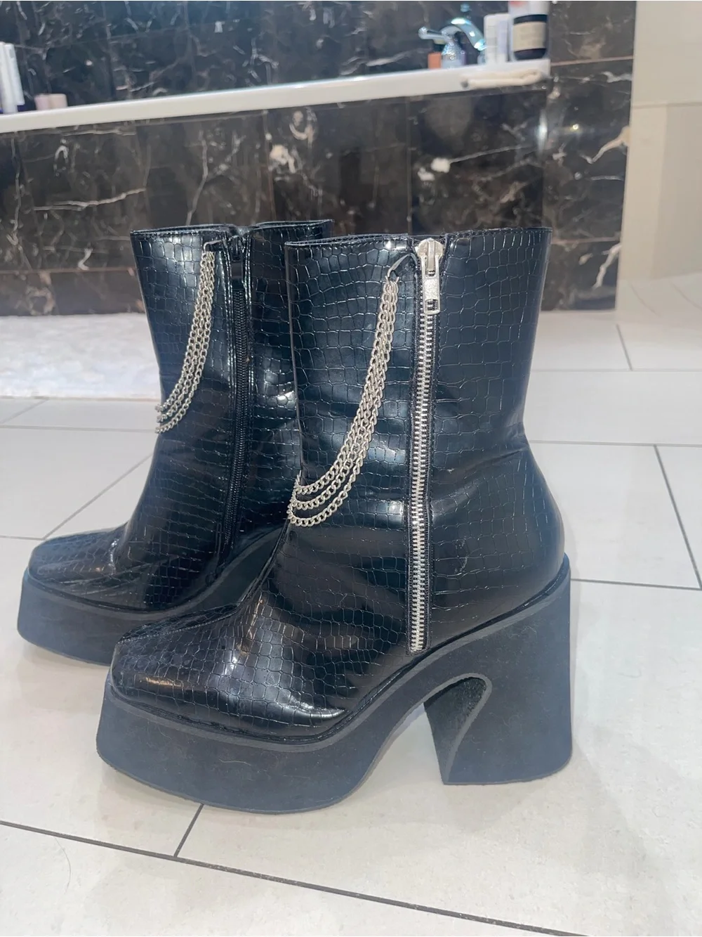 Dolls Kill Arnor Croc Chain Platform Boots Black Size 9